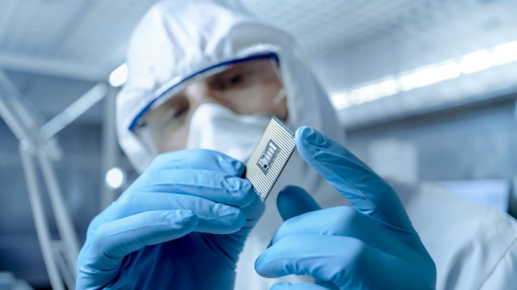 Photomask manufacture