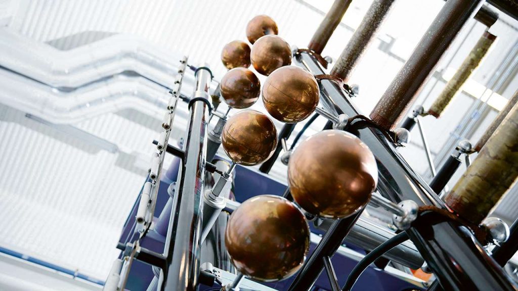 Peak Voltage Measurements Using Standard Sphere Gap Method