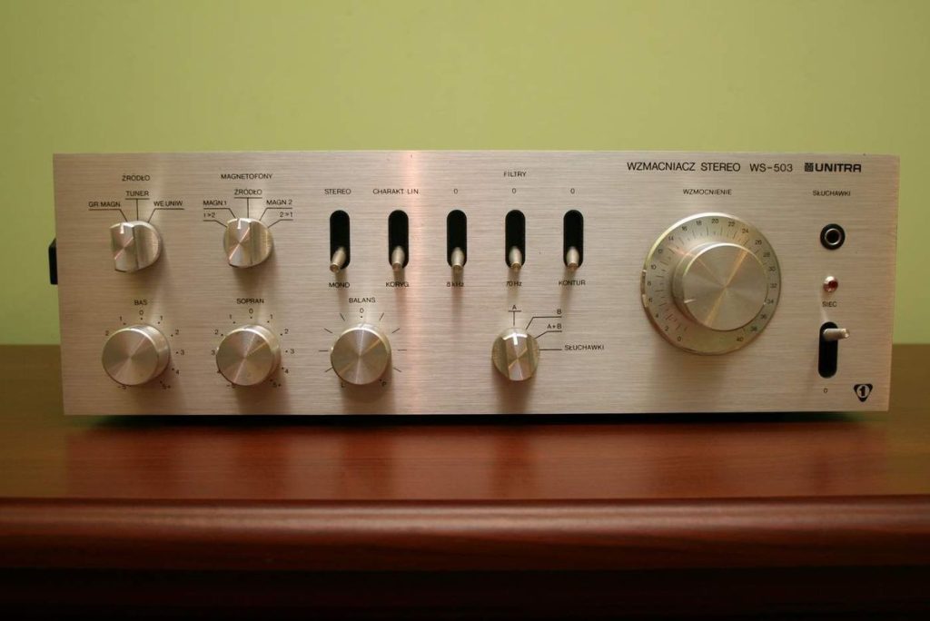 The Inverting Configuration of an Amplifier